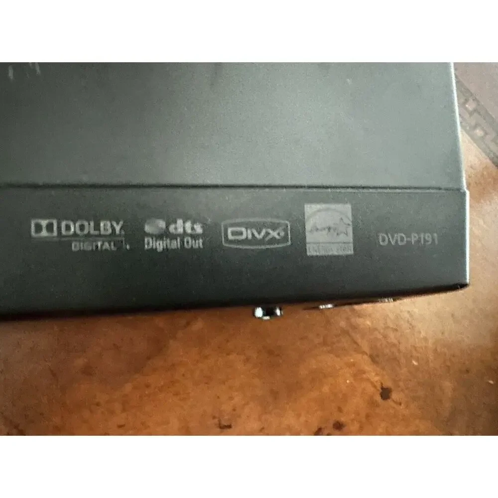 Samsung DVD-P191 DVD Player (14.17